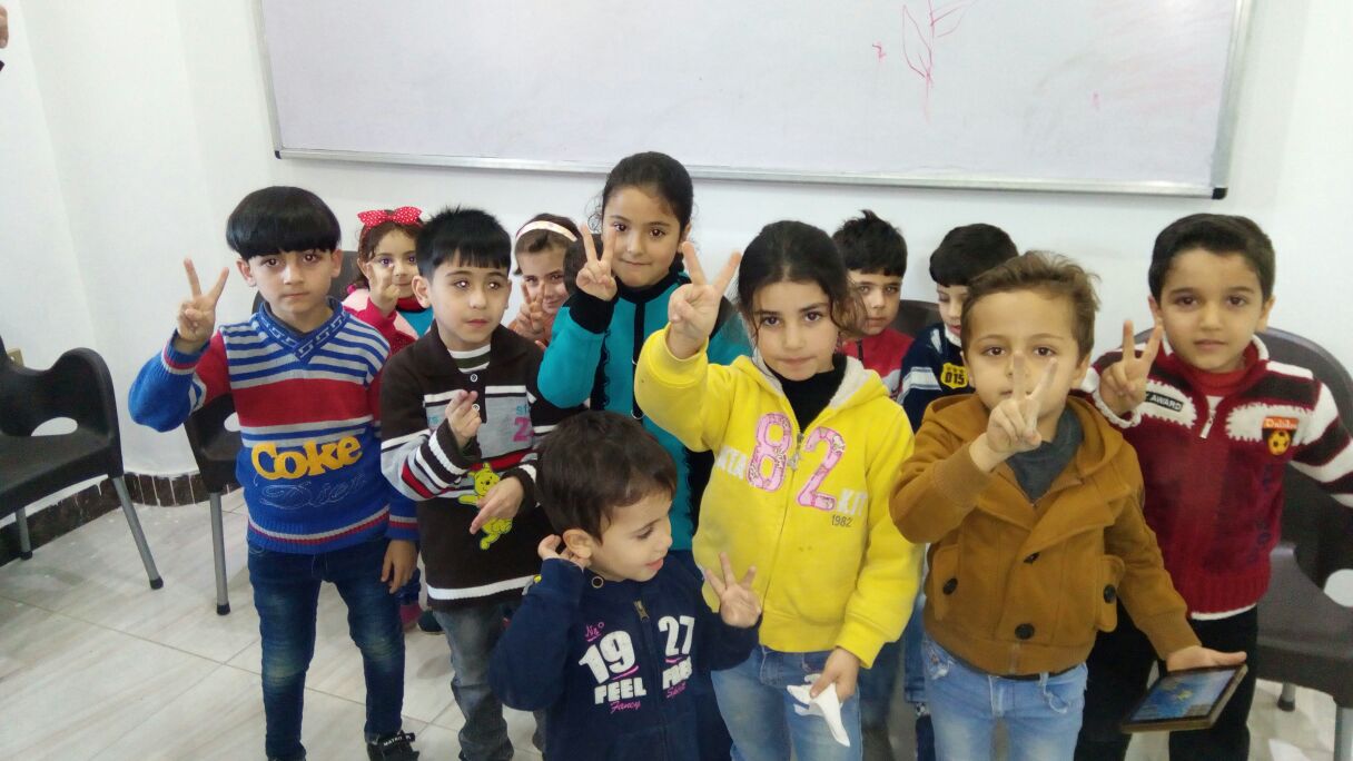 الاطفال السوريين