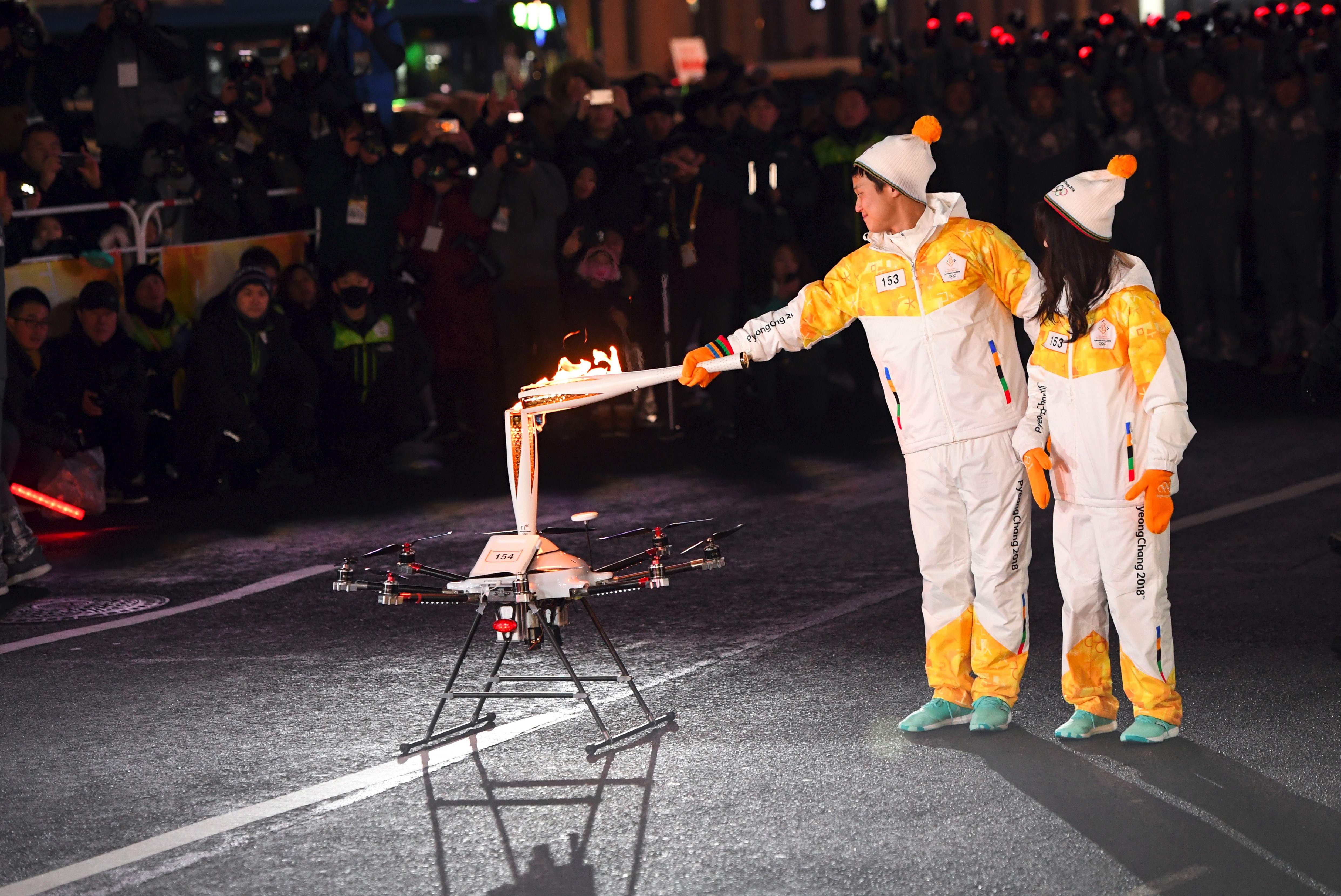 إشعال الشعلة الأولمبية فى شوارع سيول
