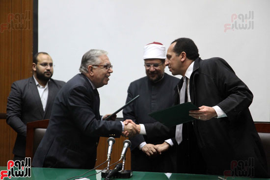 ه فعاليات توقيع بروتوكول بين وزارة الأوقاف والمعهد العالى للدراسات الإسلامية (2)