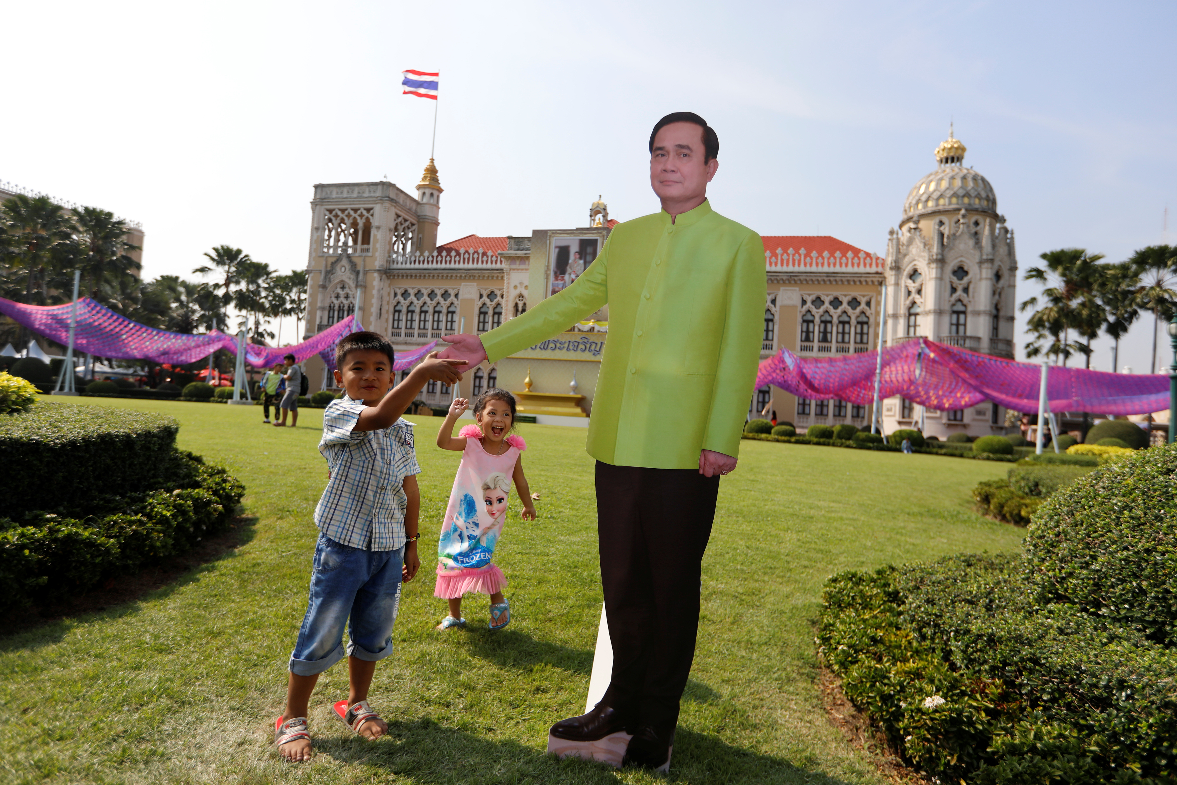 تايلاند تحتفل بـيوم الطفل