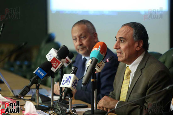 المؤتمر الصحفى الذى تنظمه لجنة الشئون العربية بنقابة الصحفيين (3)