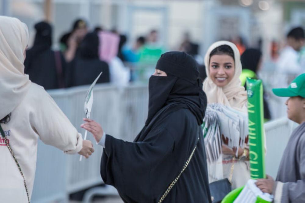 استقبال حافل للمرأة السعودية