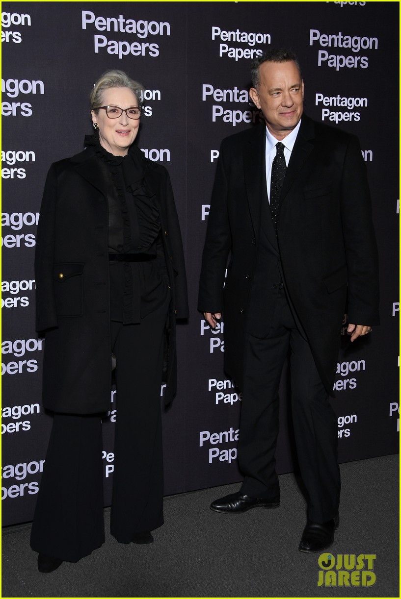 ميريل ستريب وتوم هانكس في العرض الخاص لفيلم  THE POSTفى باريس