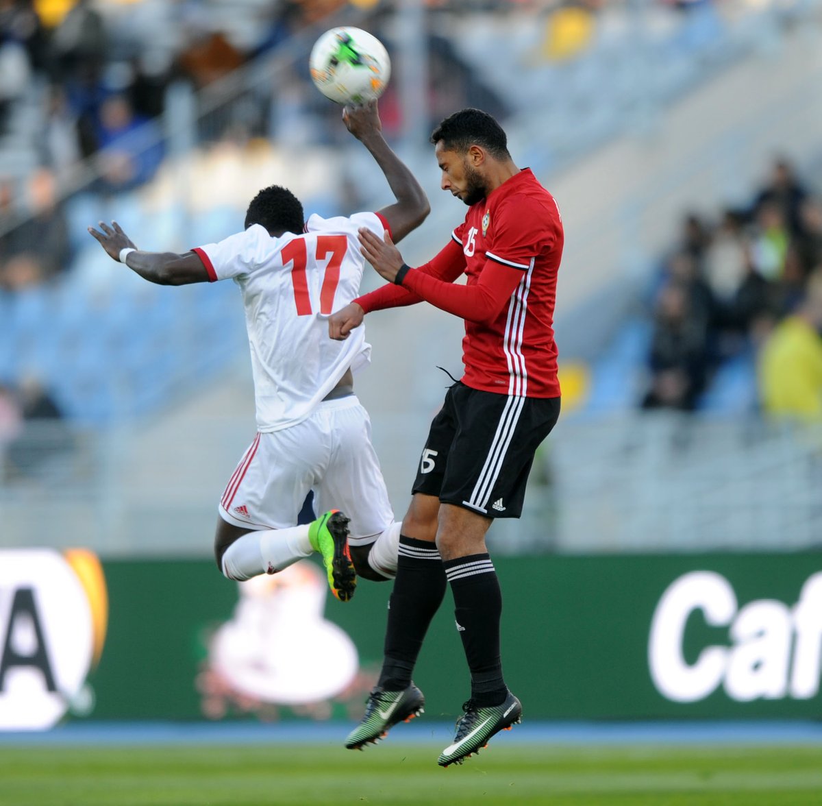 منتخب ليبيا يكتسح غينيا الإستوائية 3 - 0  (4)