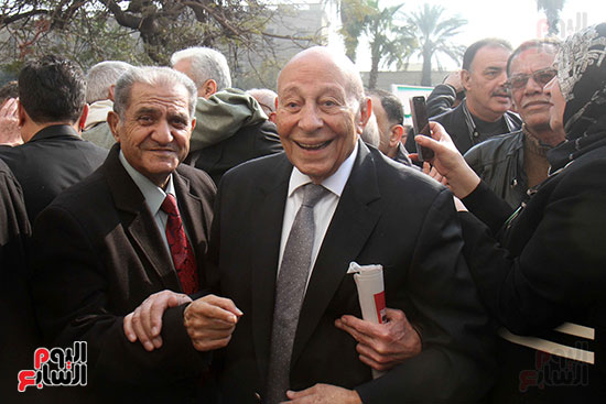 فنانون وسياسيون أمام ضريح عبد الناصر احتفالا بمرور مائة عام على مولده (53)