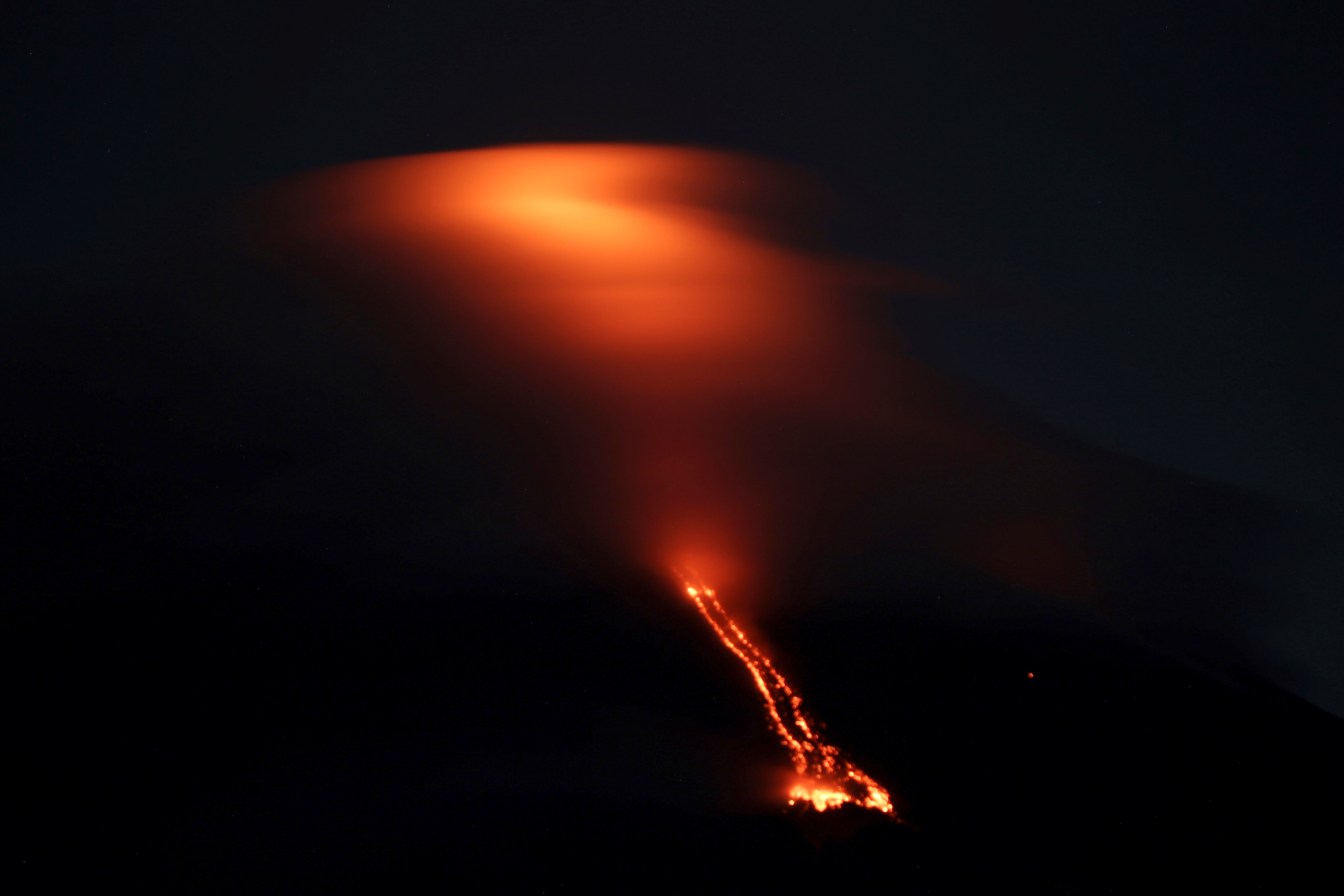 بركان مايون بالفلبين