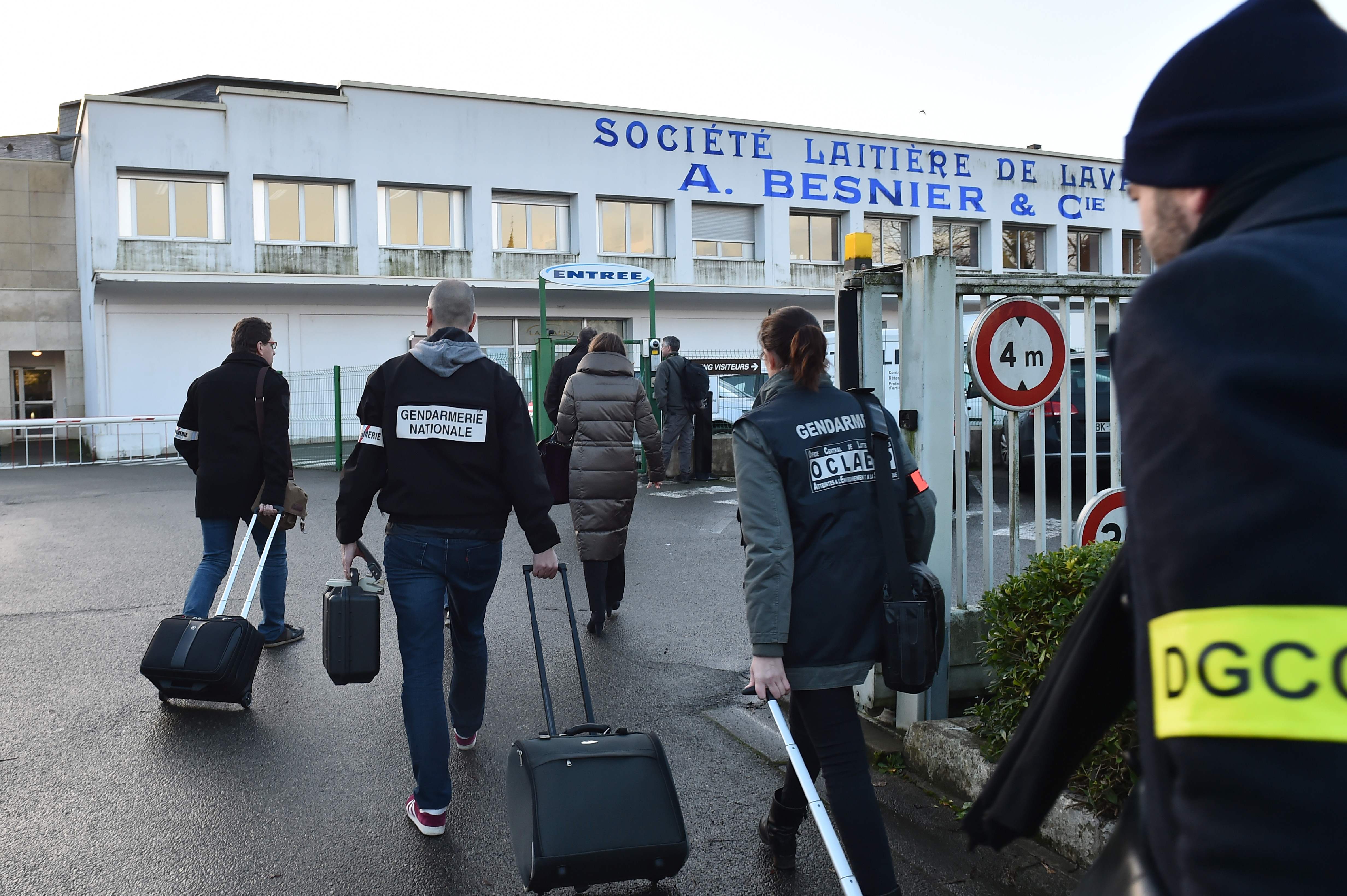 الشرطة الفرنسية تصل مقار شركة لاكتاليس