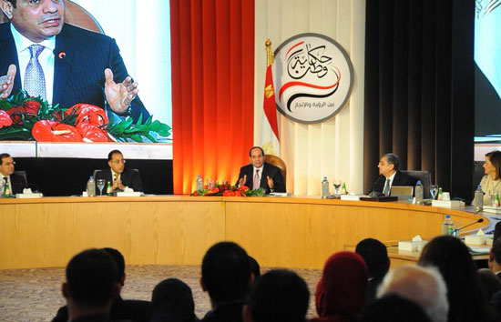 صور الرئيس السيسى فى مؤتمر حكاية وطن (3)