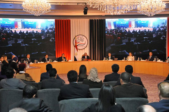 صور الرئيس السيسى فى مؤتمر حكاية وطن (7)