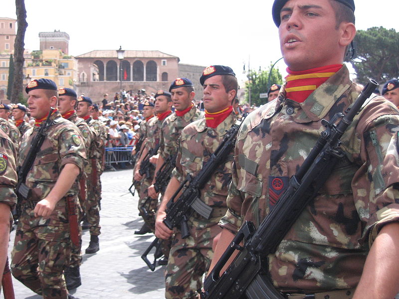 الجيش الايطالى