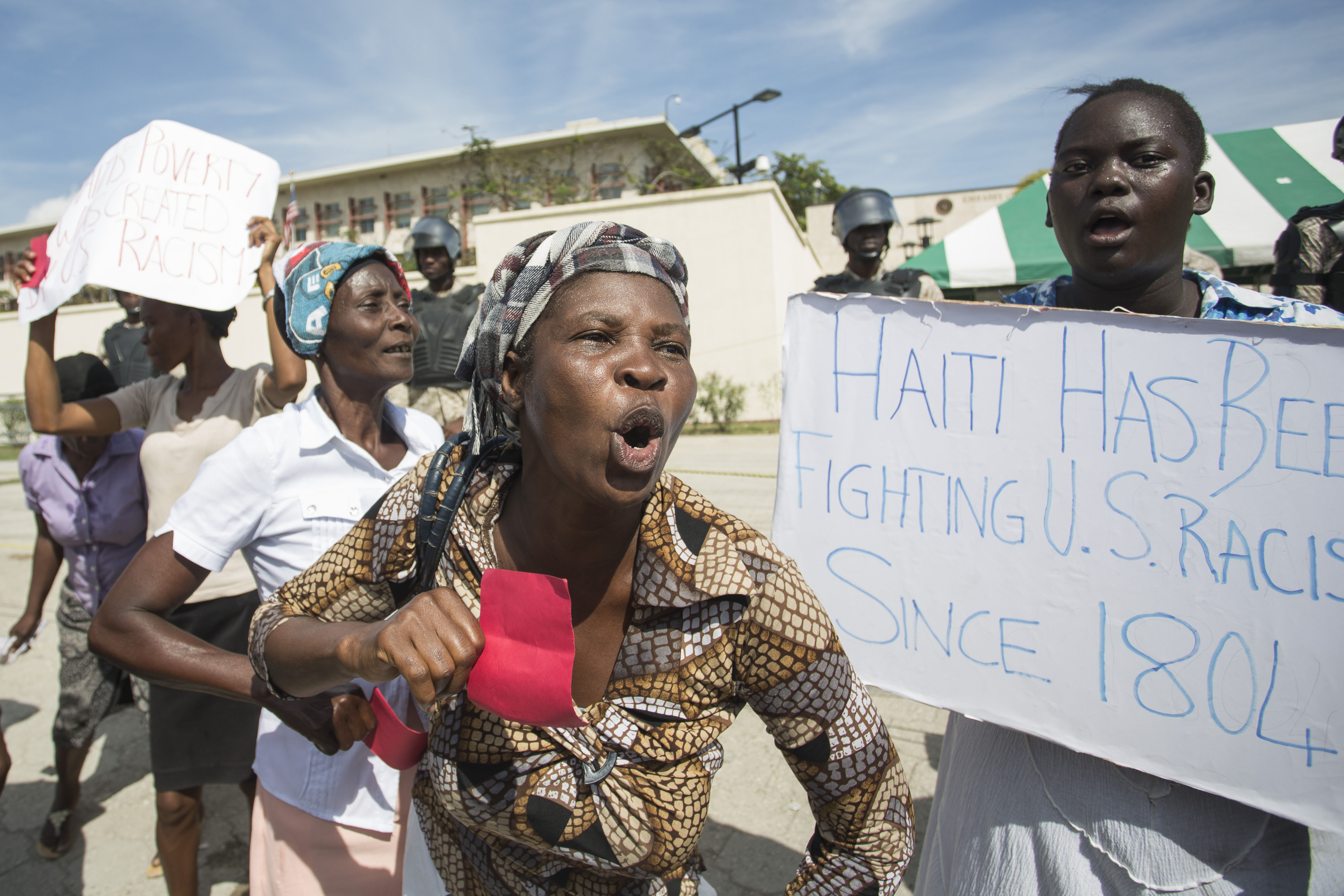 مظاهرات فى هايتى احتجاجا على تصريحات ترامب عن الدول الحثالة