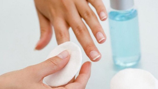 header_image_Article_Main_Image-_Fustany_-_beauty-nails-all-you-need-to-know-about-nail-polish-removers