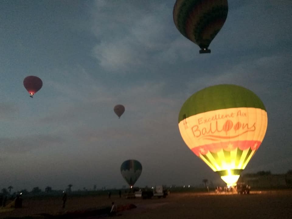 رحلات البالون الطائر في الاقصر (1)