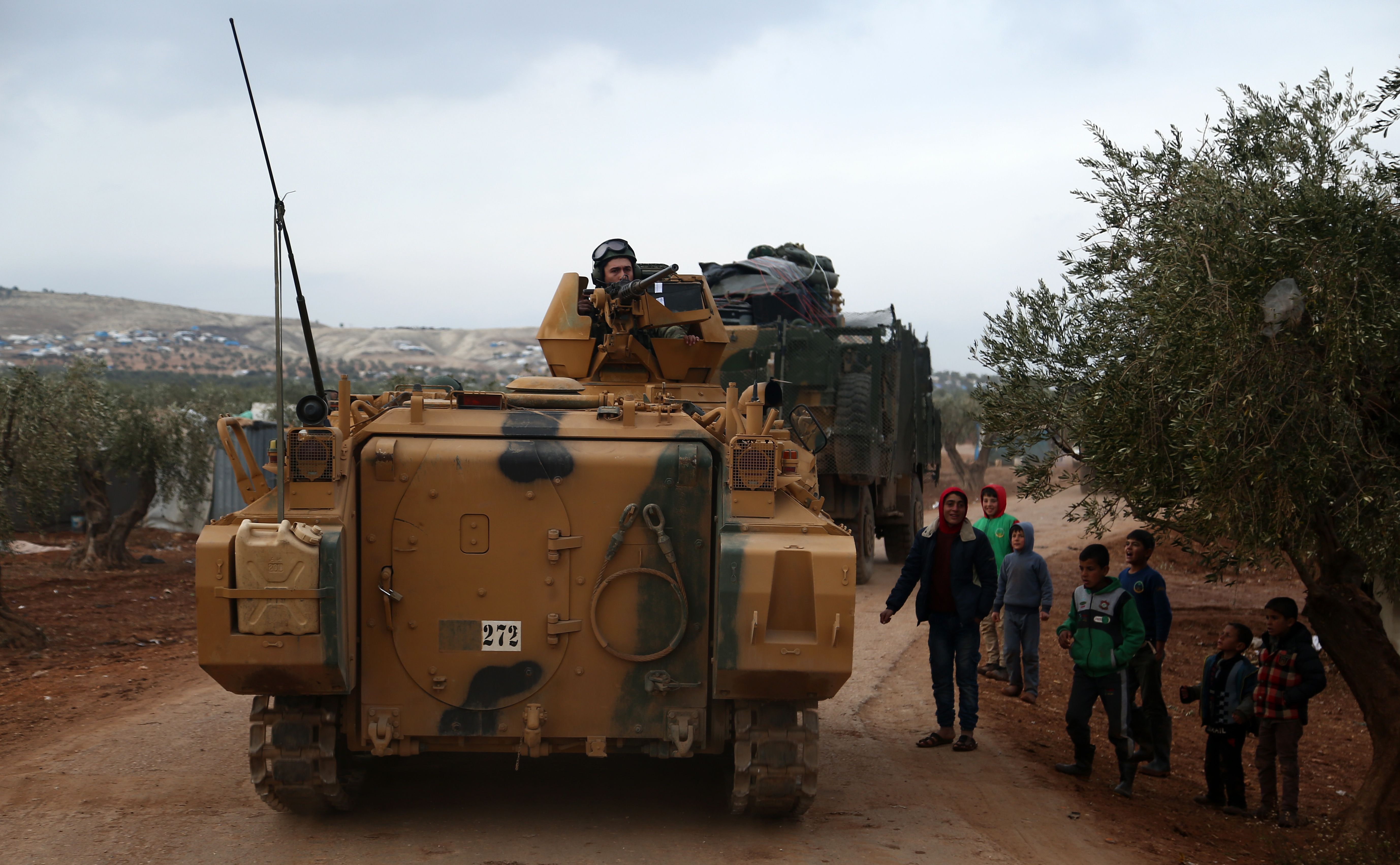 جانب من وصول الدبابات التركية 