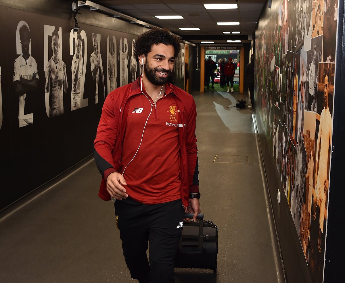 وصول محمد صلاح للملعب وصول محمد صلاح للملعب