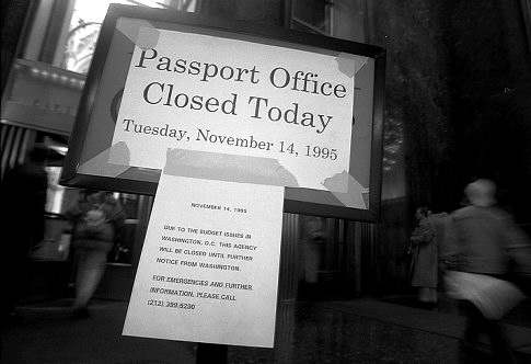 توقف استخراج جوازات السفر عام 1995