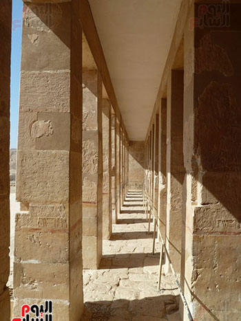  جانب من جدران وأروقة معبد الملكة حتشبسوت