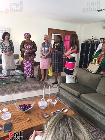 حرم السفير المصرى بأنجولا تقيم حفلاً على شرف زوجة وزير الخارجية الأنجولى (1)