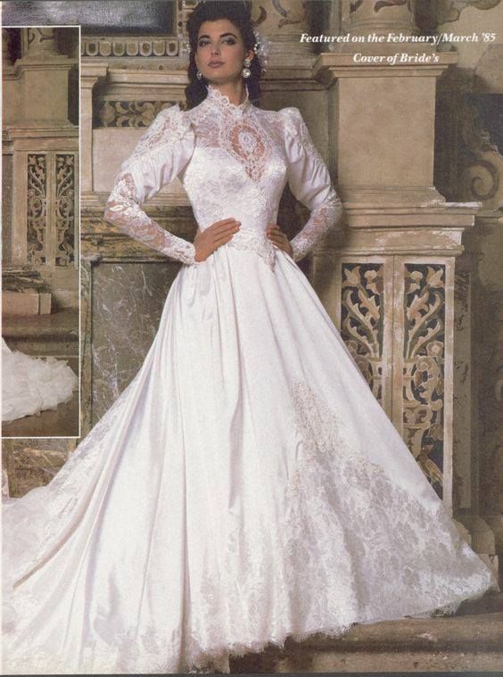 تصميمات فساتين زفاف التسعينات