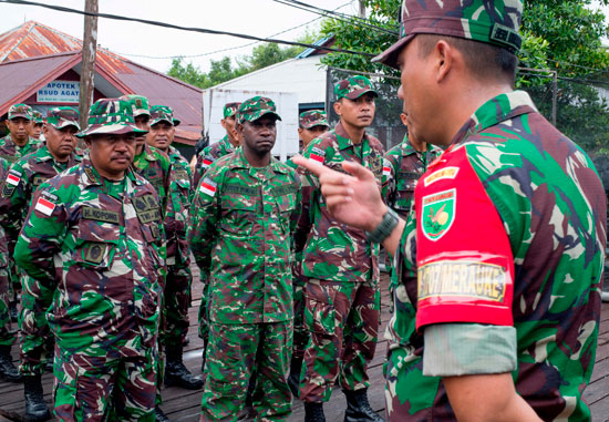 تجمع أطباء الجيش الإندونيسى 