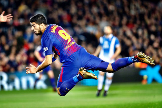 سواريز يسجل هدف برشلونة الاول