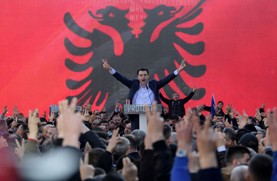 المؤتمر الجماهيرى لزعيم المعالرضه الألبانية 