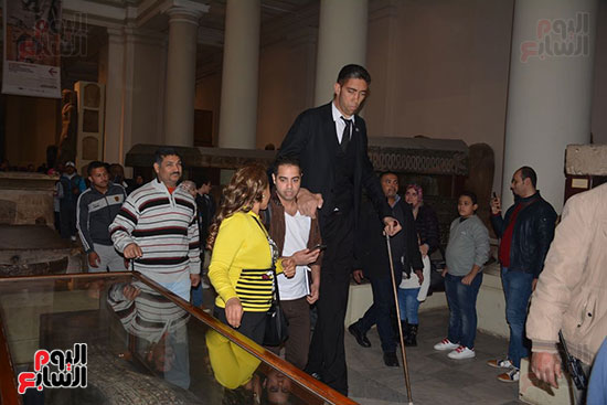 أطول-وأقصر-امرأة-فى-العالم-بالمتحف-المصرى-(4)