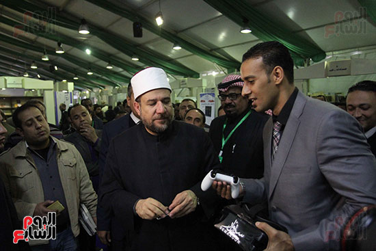 محمد مختار جمعة حلقة نقاشية بالجناح السعودي بمعرض الكتاب (3)