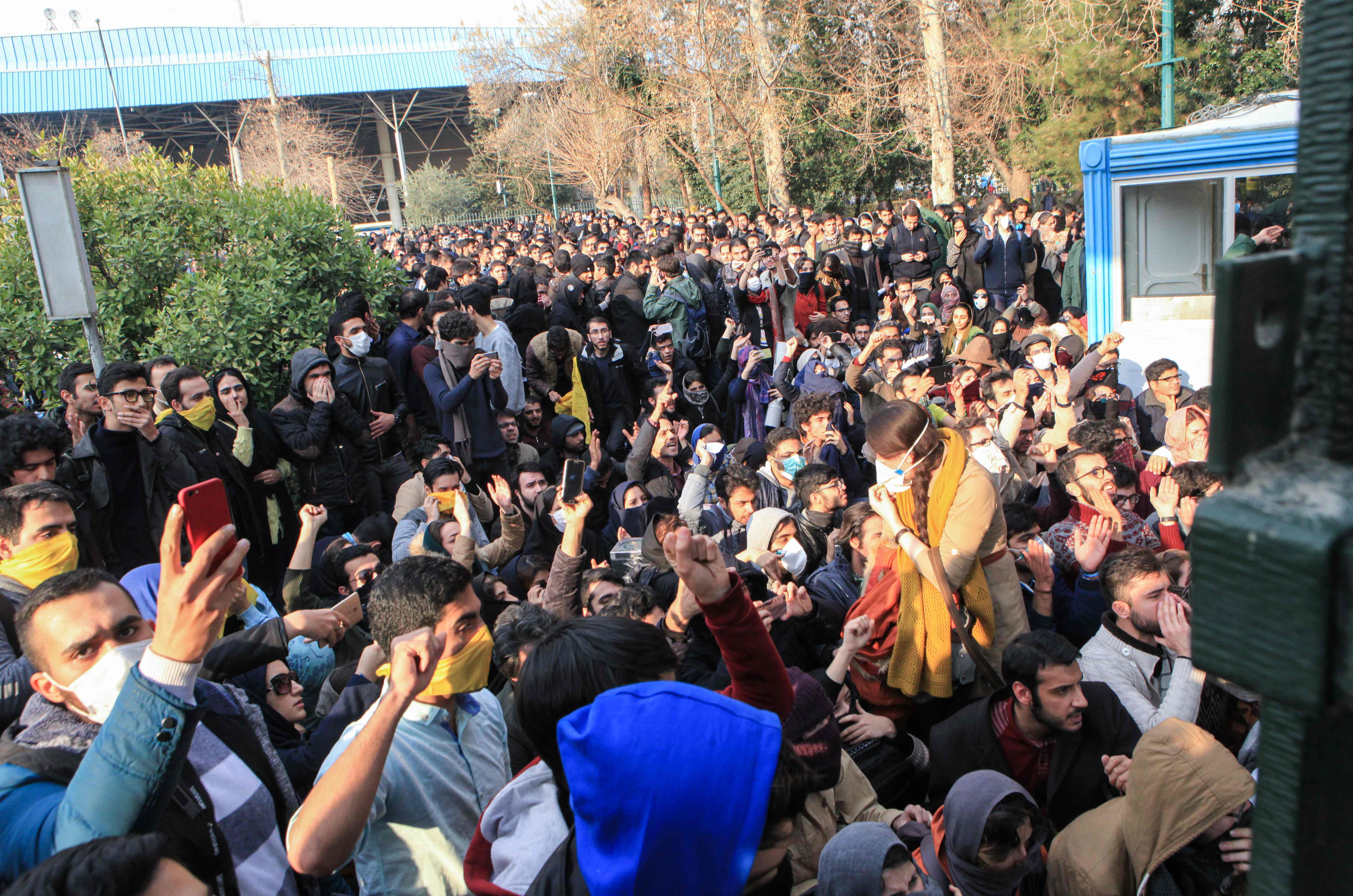 1261940-احتجاجات-ايران