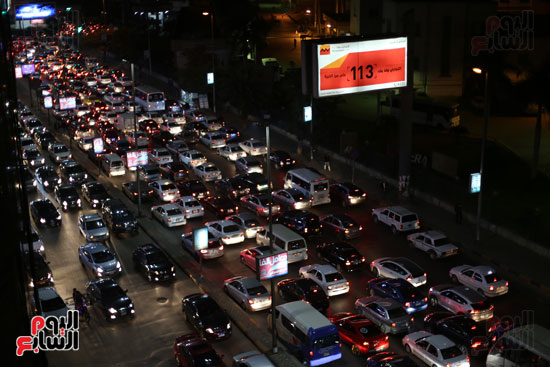 تباطؤ حركة السيارات