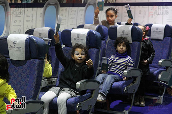 مصر للطيران تعلم الأطفال قواعد السفر (2)