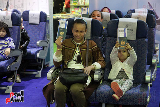 مصر للطيران تعلم الأطفال قواعد السفر (4)