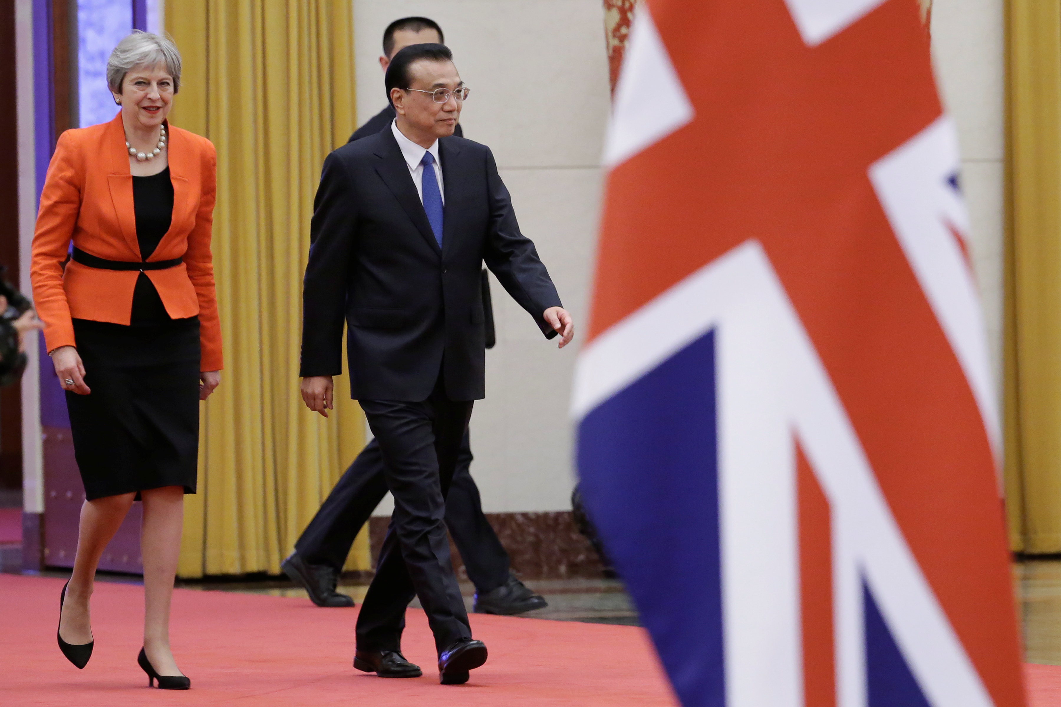 تيريزا ماى تبحث مع الصين تعزيز العلاقات التجارية للبلدين