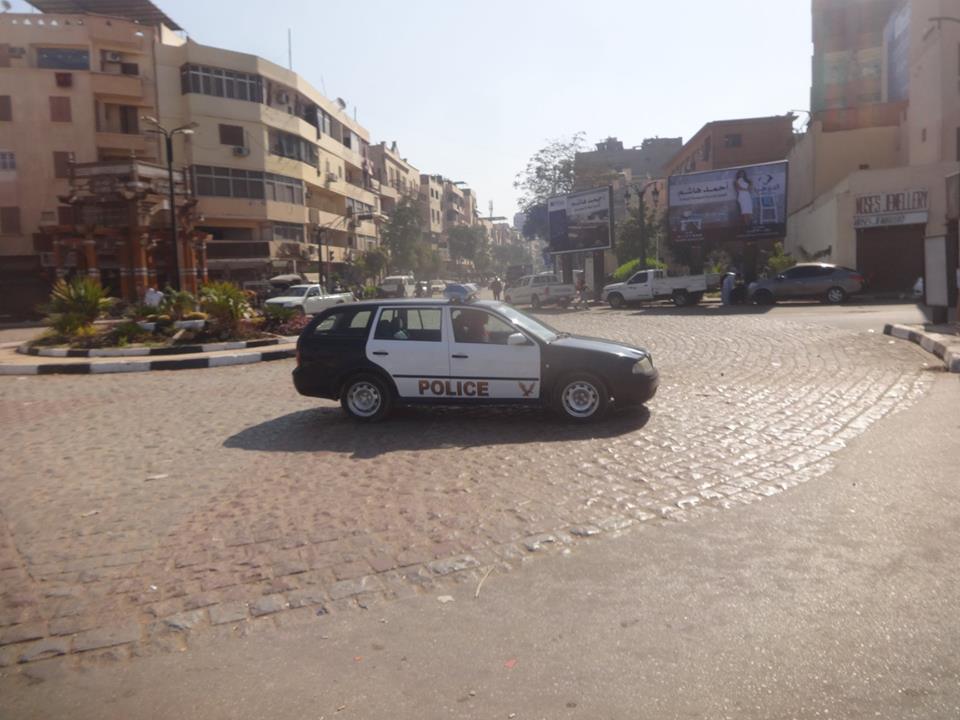 3-             قيادات الشرطة تتابع امن وازالة اشغالات ميدان ابو الحجاج