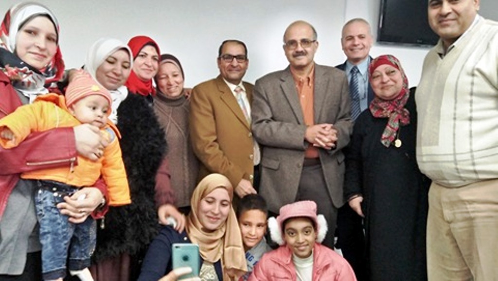 تكريم معهد الكبد للعاملين المثاليين  (1)