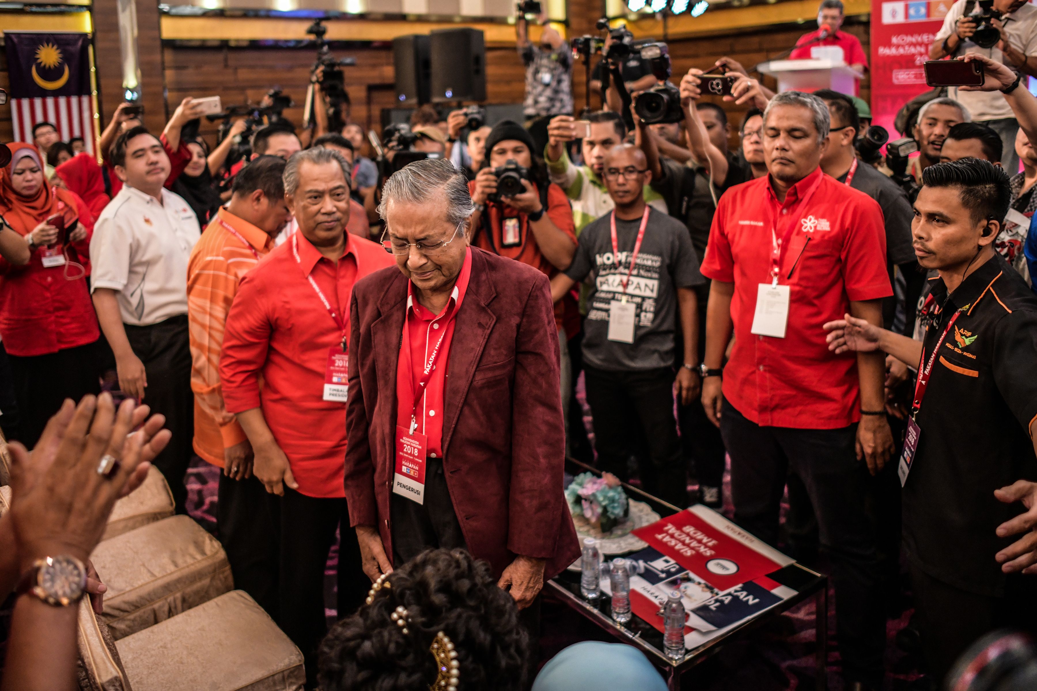مهاتير محمد فى مؤتمر ترشيحه رئيسًا لوزراء ماليزيا
