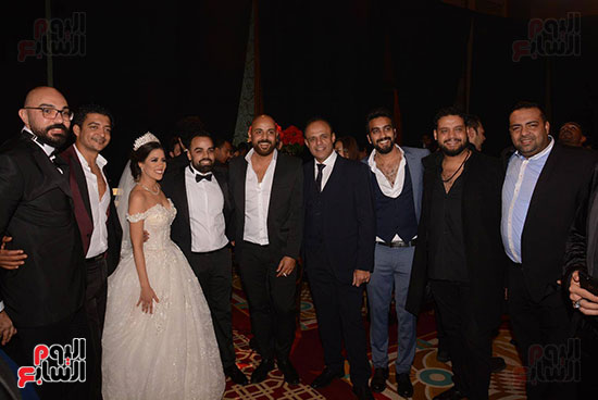 صور زفاف المخرج أحمد تمام وروميساء سامح (23)