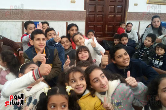 أطفال كنيسة مار جرجس بكفر الشيخ يرددون لا للإرهاب