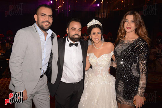 صور زفاف المخرج أحمد تمام وروميساء سامح (24)