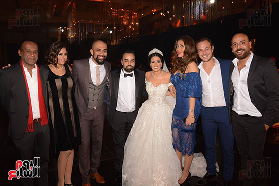 صور زفاف المخرج أحمد تمام وروميساء سامح (32)