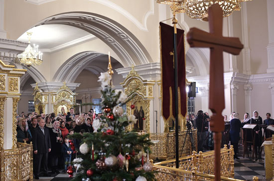 الرئيس الروسى يشارك فى قداس عيد الميلاد