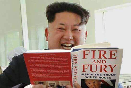 زعيم كوريا الشمالية يقرأ كتاب نار وغضب