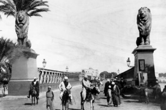 كوبرى قصر النيل فى صورة تاريخية 