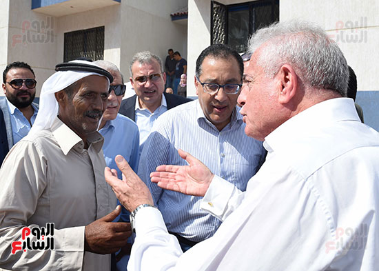 صور رئيس الوزراء يتفقد مشروع تطوير مناطق الرويسات بشرم الشيخ (8)