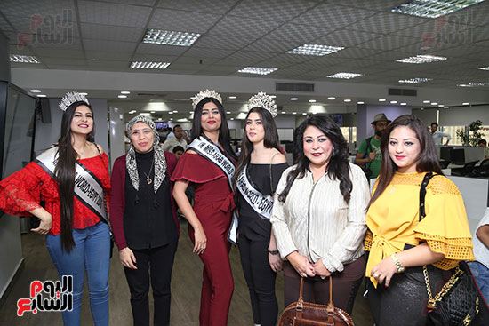 صور جولة ملكات جمال العرب مصر فى صالة تحرير اليوم السابع (20)