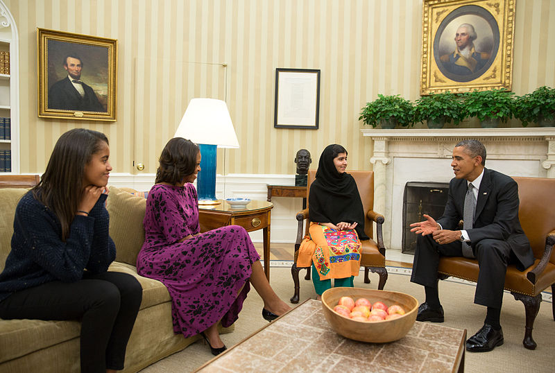 800px-Malala_Yousafzai_Oval_Office_11_Oct_2013 800px-Malala_Yousafzai_Oval_Office_11_Oct_2013