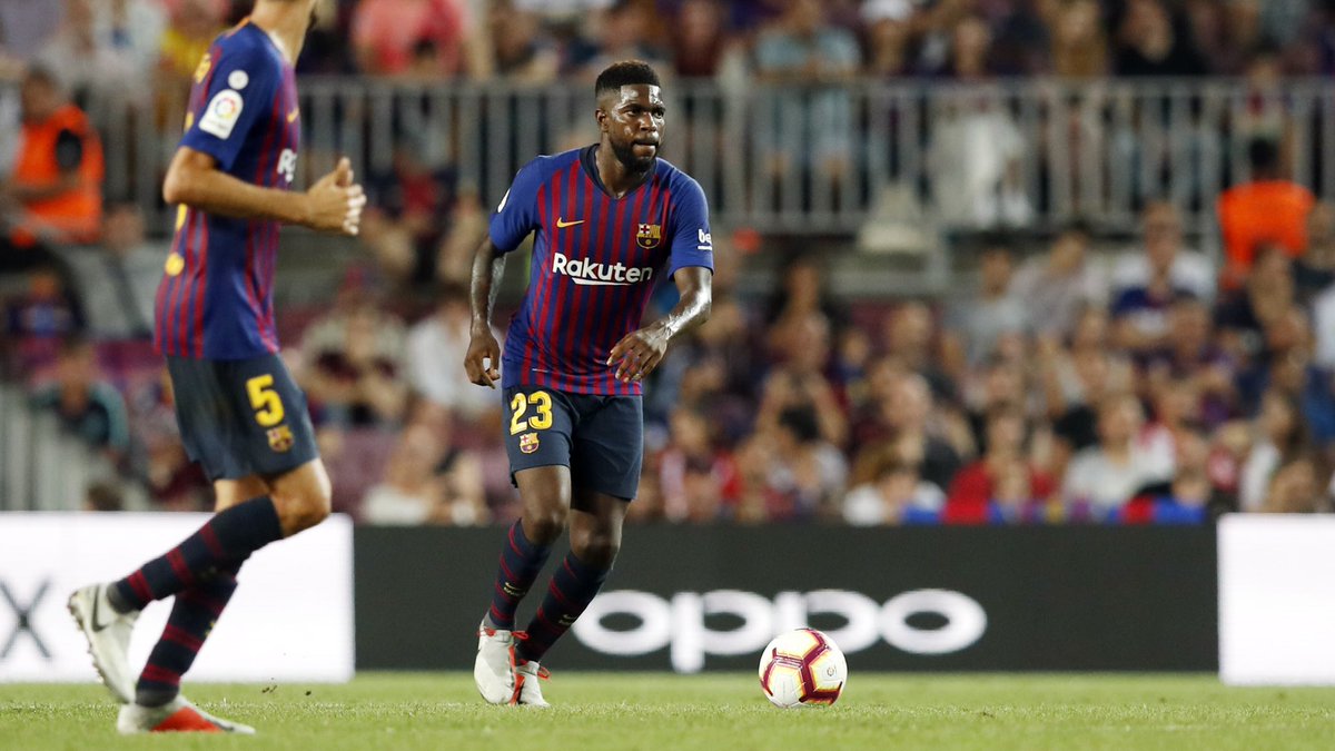 صامويل اومتيتي مدافع برشلونة