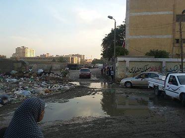 مياه الصرف تحاصر مدارس شبرا الخيمة