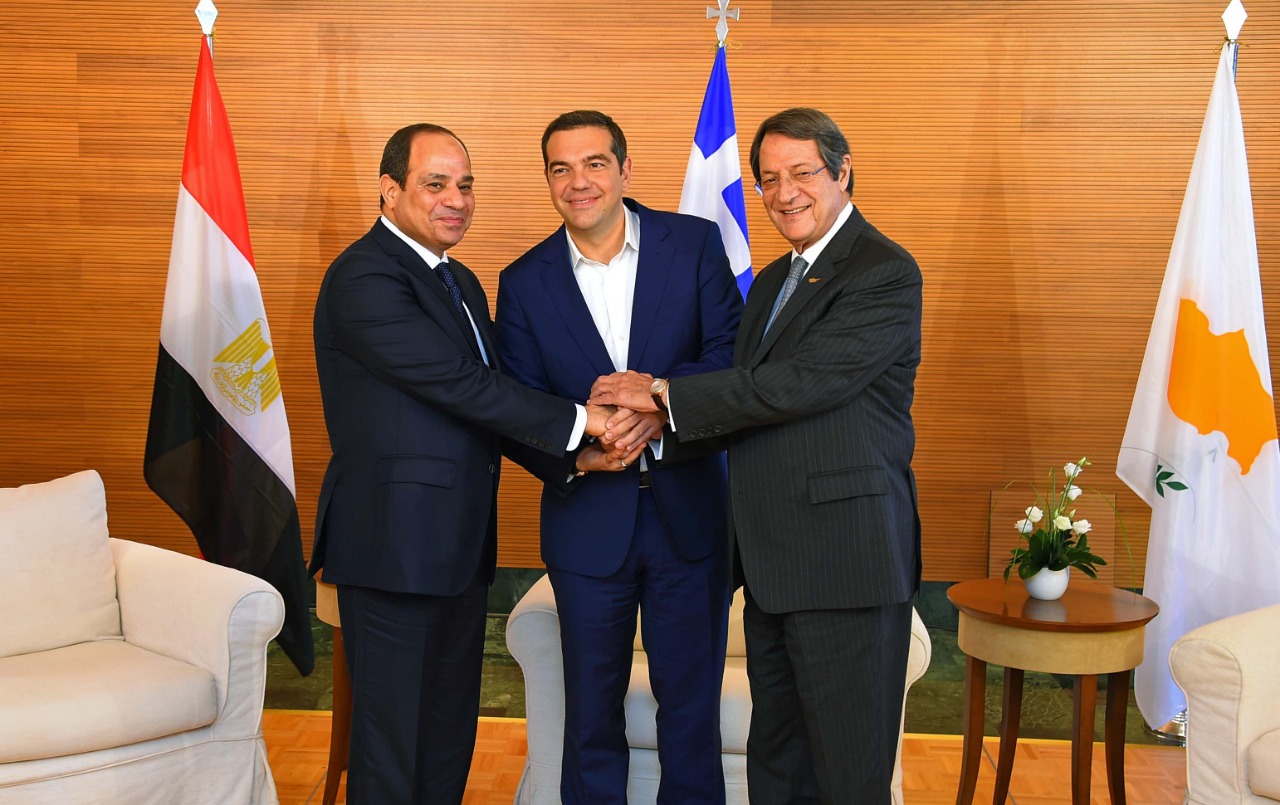 السيسى ورئيس اليونان (5)