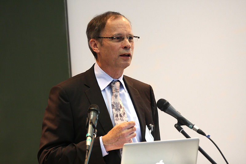 800px-Jean_Tirole 800px-Jean_Tirole